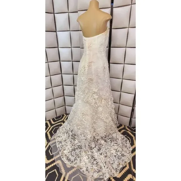 Oleg Cassini wedding gown - Picture 2 of 9